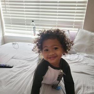 Meet your Posher, Candi